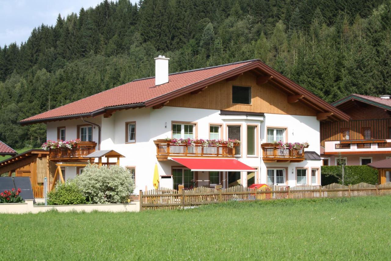 Alpenjuwel Appartements Flachau Extérieur photo