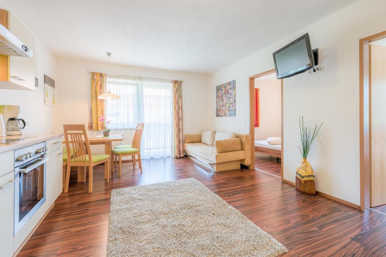 Alpenjuwel Appartements Flachau Extérieur photo